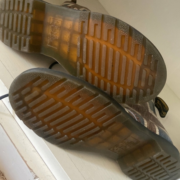 Dr Martens Boots m8 - Picture 3 of 8